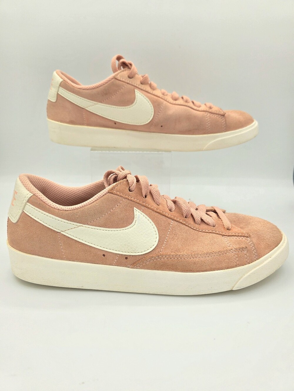 Nike Blazer‎ Low Coral Sail Stardust Suede Sneakers Womens 8.5 Casual Shoes